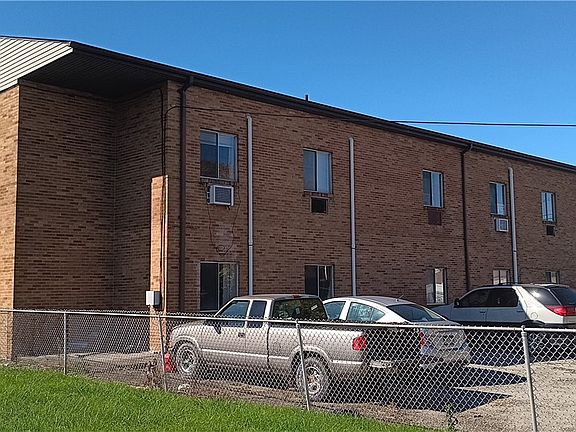 2nd image of 1748 Lincoln Ave