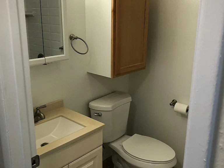 342 Reno Ave — Photo 3