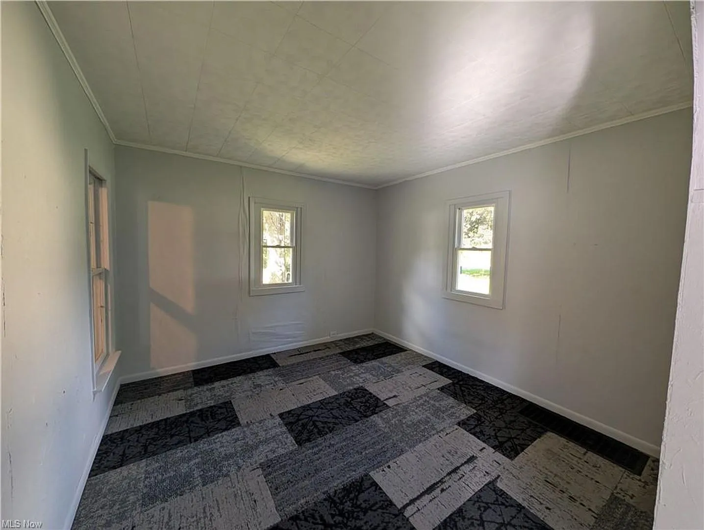 Renovated 3 Bed Rental — Photo 3