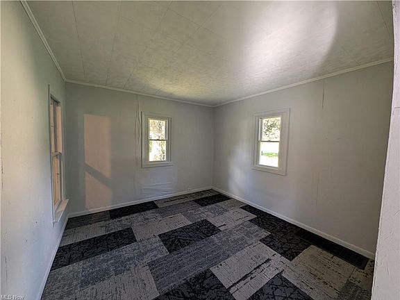 3rd image of 522 Shackson St