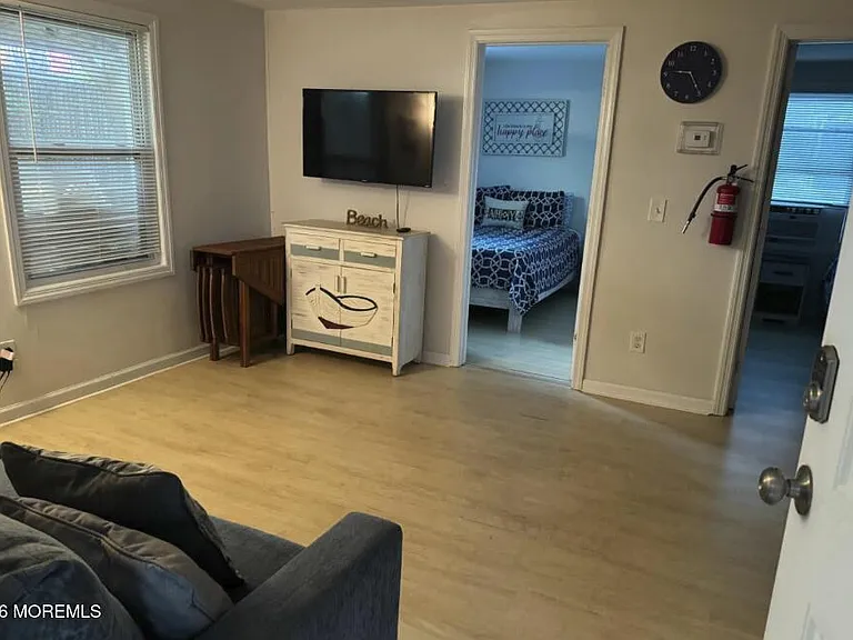 39 Sampson Ave #4 — Photo 3