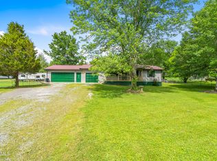 151 Pond Rd, Oliver Springs, TN 37840