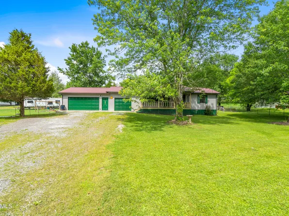 151 Pond Rd, Oliver Springs, TN 37840