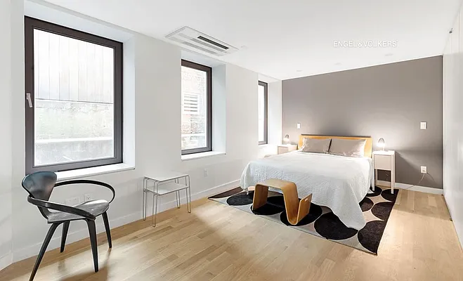 Rented by Engel & Völkers New York City | media 19