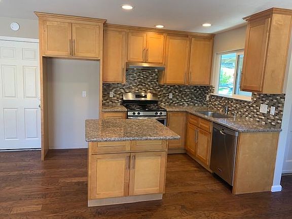3rd image of 6029 Salida Del Sol