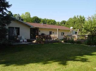 218 Blossom Ave, Cadillac, MI 49601