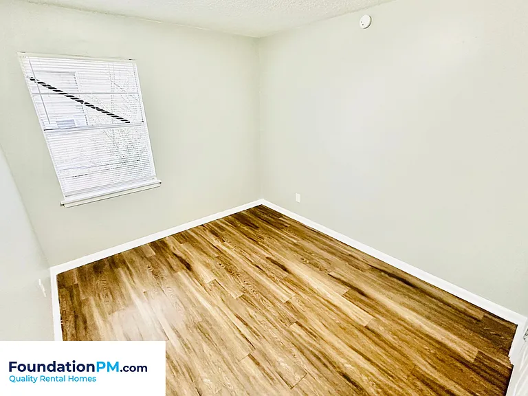 4503 Beacon Hill Dr — Photo 9