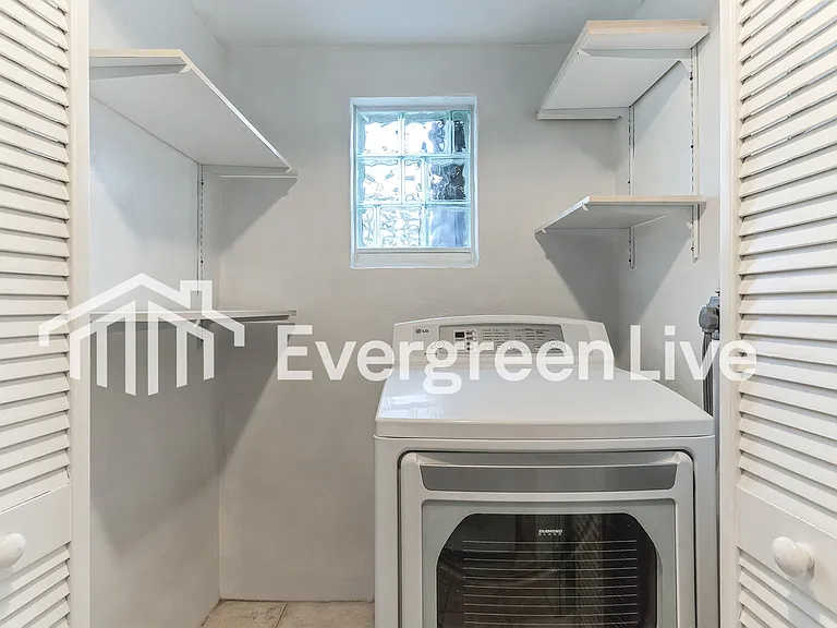 1428 NE 17th Ave — Photo 13