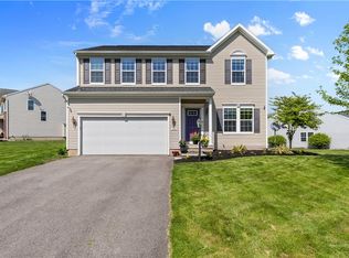 3151 Peacock Cir, Macedon, NY 14502
