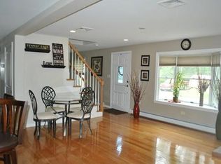 24 Euclid Rd, Tewksbury, MA 01876