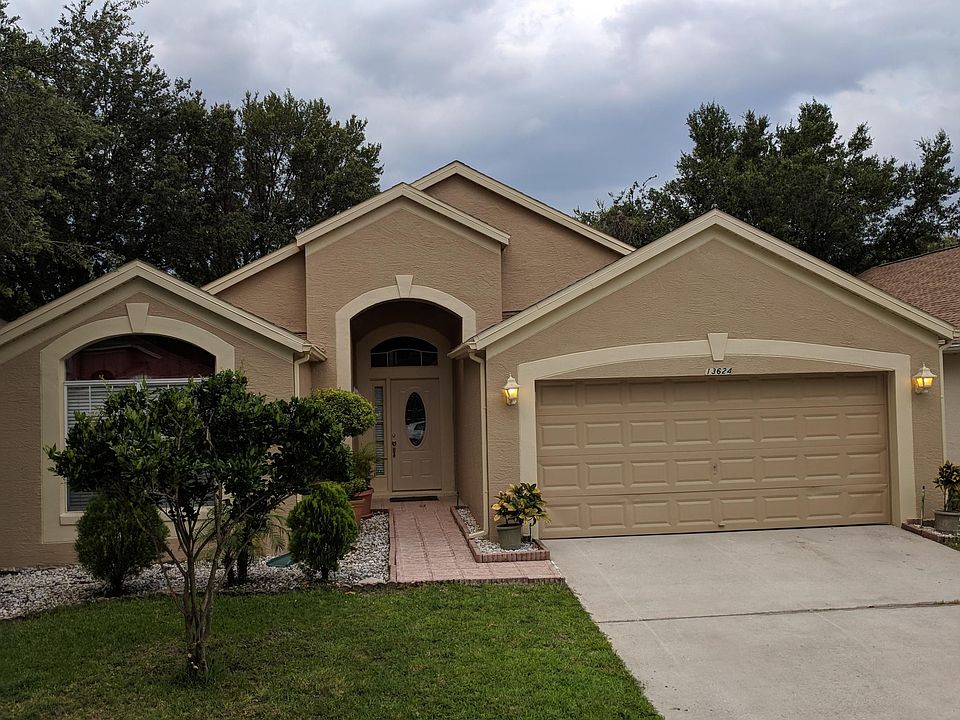 1st image of 13624 Emeraldview Dr