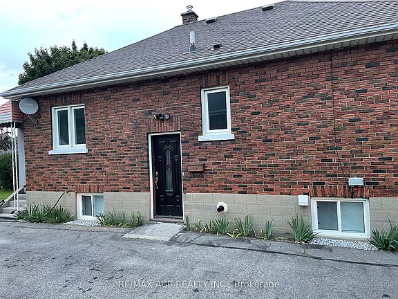 4th image of 244 Etna Ave