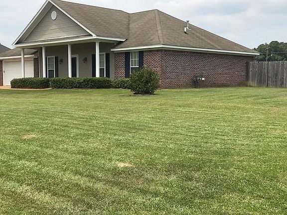 2nd image of 713 Southern Oaks Dr