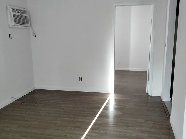 6928 Radford Ave #1 — Photo 10