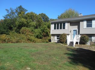 180 Whalehead Rd, Gales Ferry, CT 06335