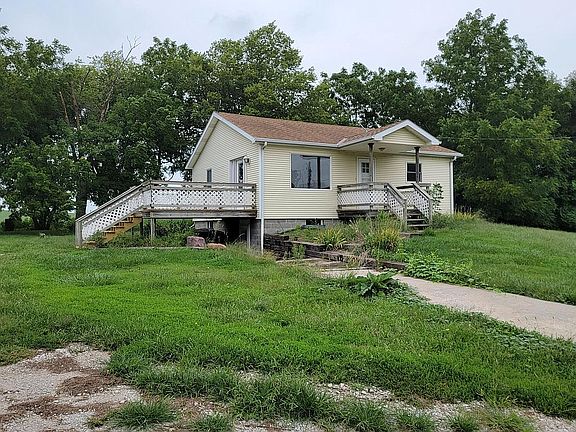 3rd image of 1141 County Road 24