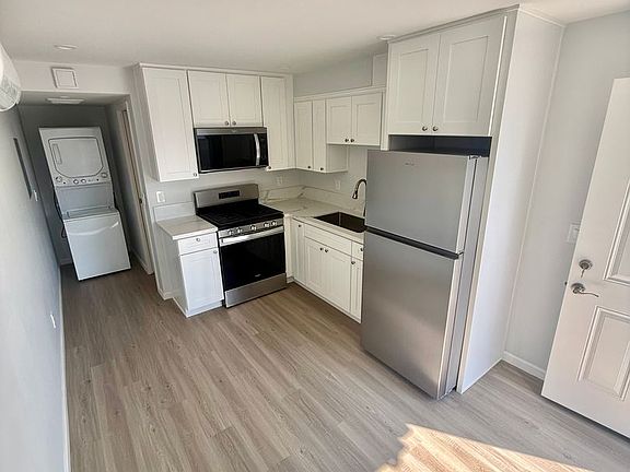 5th image of 1064 N Escondido Blvd #D