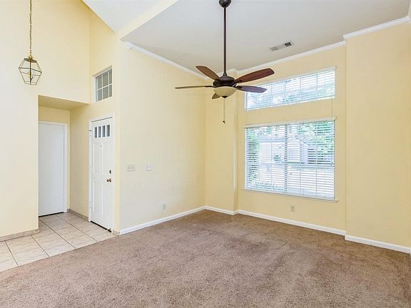 3rd image of 2112 E Pinedale Ave