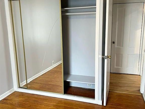 5th image of 8 Waverly St Floor 2
