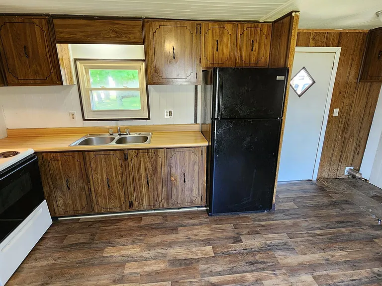 108 Ember Cir — Photo 2