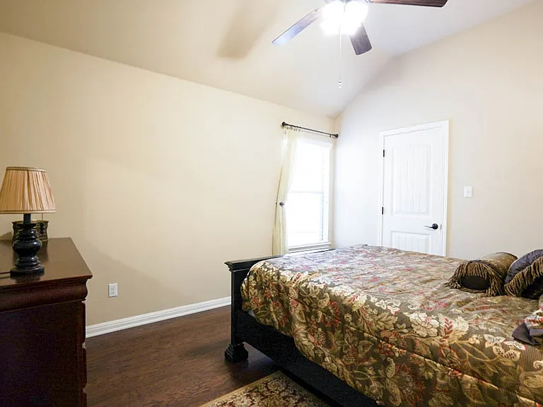 171 Miss Ashley St — Photo 25