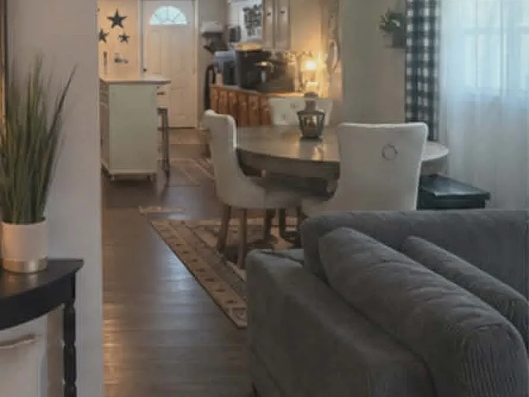 18 E Morgan St — Photo 4