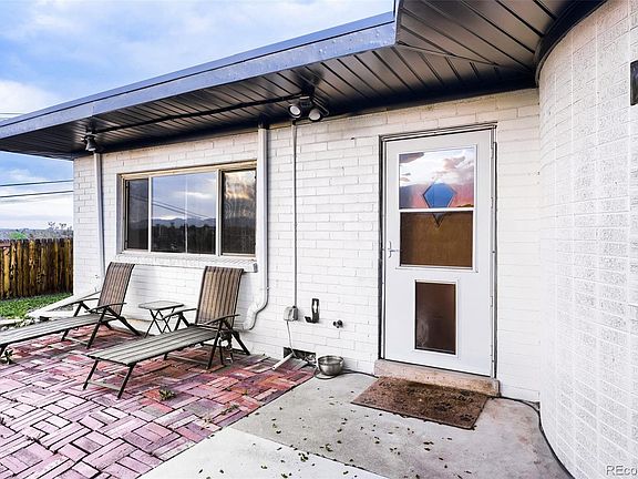 3rd image of 4647 W Dakota Avenue
