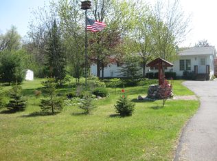 N261 Park Ln, Waupaca, WI 54981