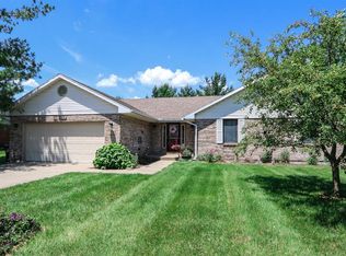 245 Earnhart Dr, Carlisle, OH