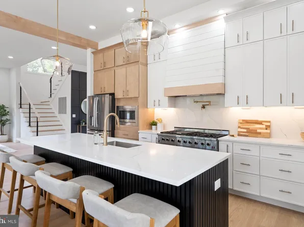 19762 Norwood St, Rehoboth Beach, DE 19971