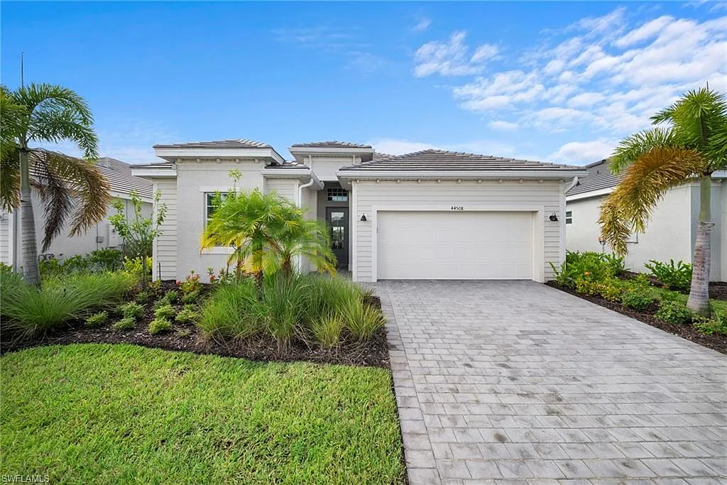 4 bed, 3.0 bath, 2238 sqft, $11,000 — Photo 1
