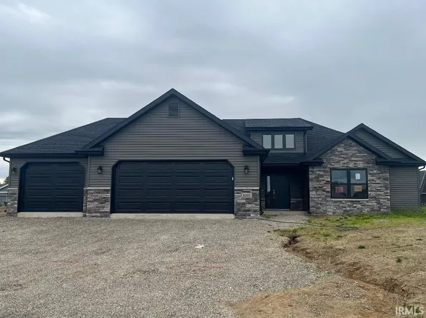 1005 Garber Dr, North Manchester, IN 46962