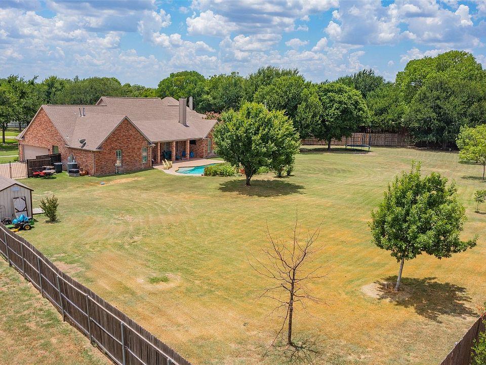 1st image of 157 Shadow Creek Ln