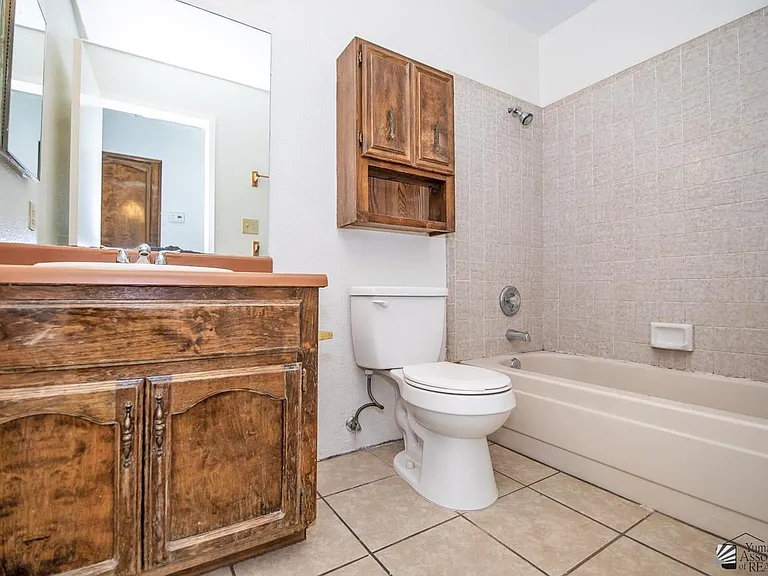 833 S Avenue A #32 — Photo 15