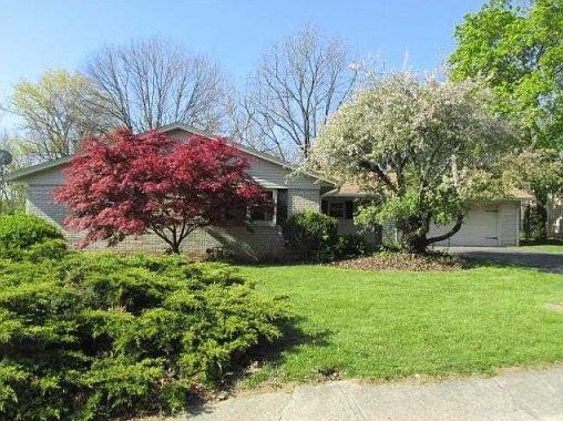 1st image of 2307 Lawrence Ave