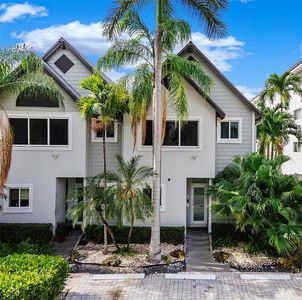 1000 SE 2nd St #6, Fort Lauderdale, FL, 33301