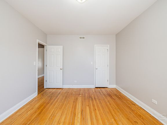 5th image of 8016 S Paulina St APT 3