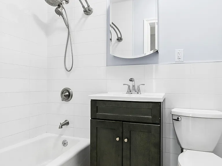 217 E 23rd St #1 — Photo 4