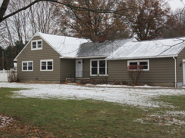 1st image of 63 Meadow Ln