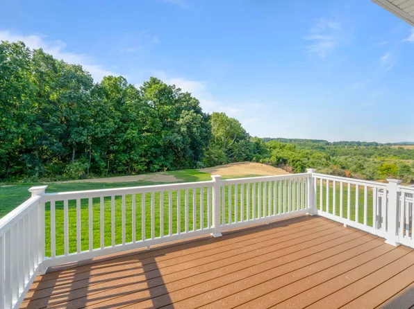 9 Iron Horse Ln, Fishersville, VA 22939