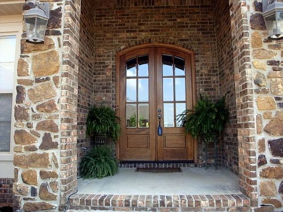 3rd image of 2110 Millford Dr