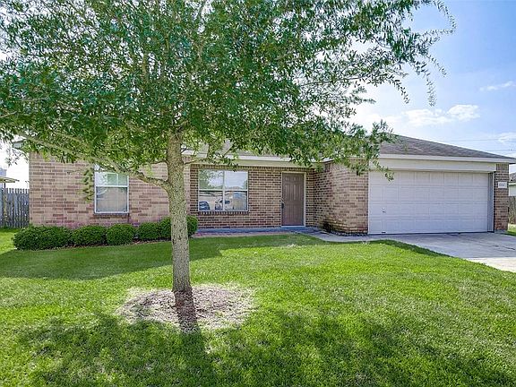 2nd image of 6814 Garnet Trail Ln