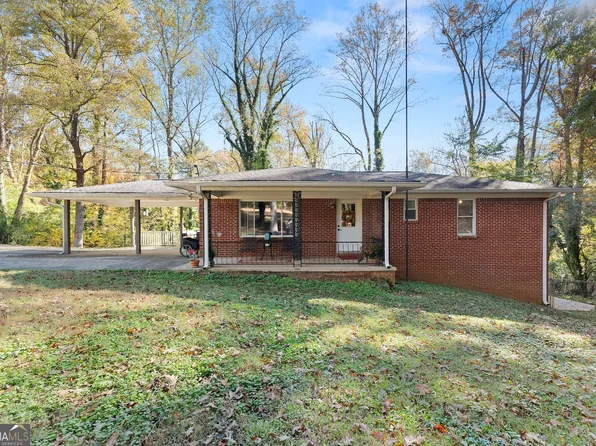 4532 Wahoo Dr, Gainesville, GA 30506