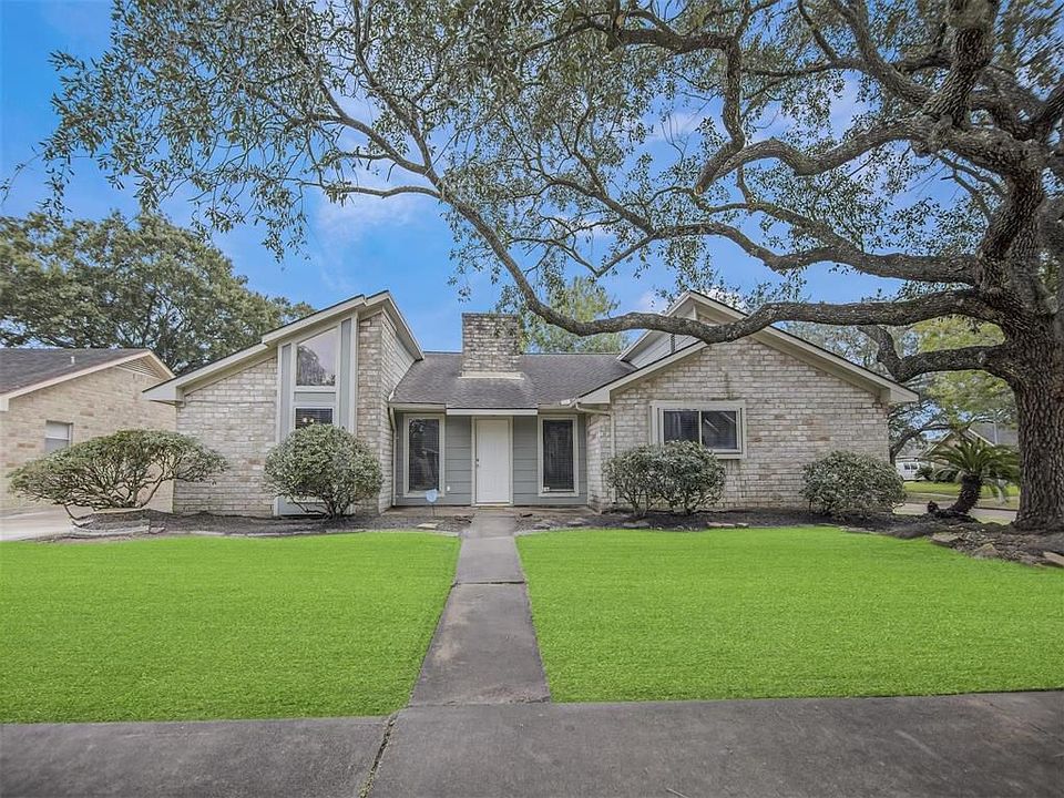 1st image of 10702 Sagerock Dr