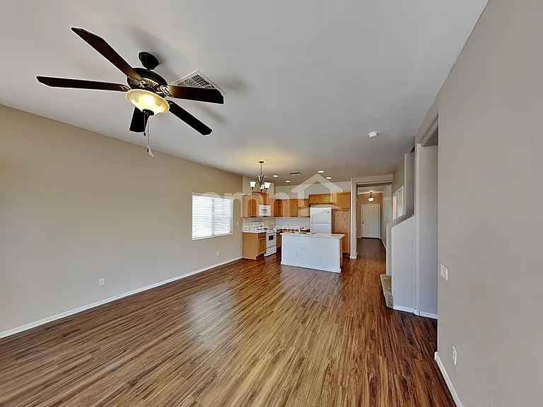 17321 W Tara Ln — Photo 6