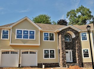 1255 Dovs Ct, Linden, NJ 07036