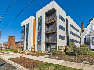 2171 N Rosa Parks Way #102, Portland, OR 97217