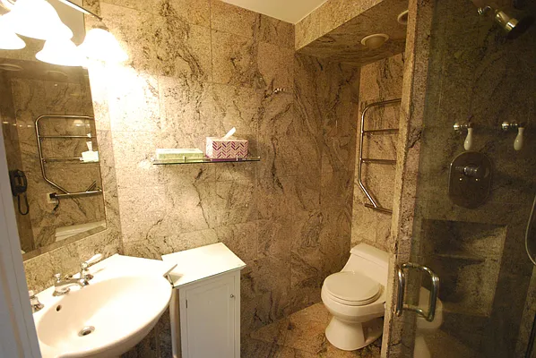 Rented by Luxury Habitat | media 9