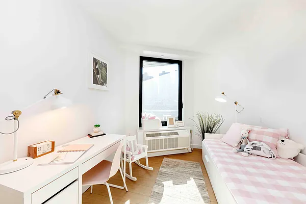 Rented by Reuveni LLC | media 16