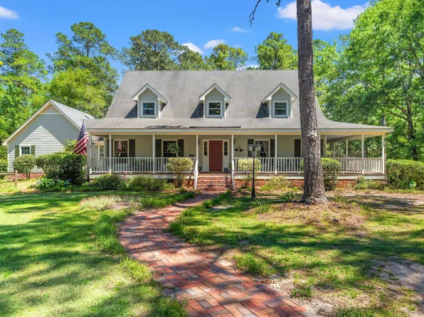 1768 Holly Ridge Dr., Longs, SC 29568